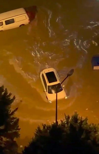 Sağanak bastırdı hayat felç oldu! 1