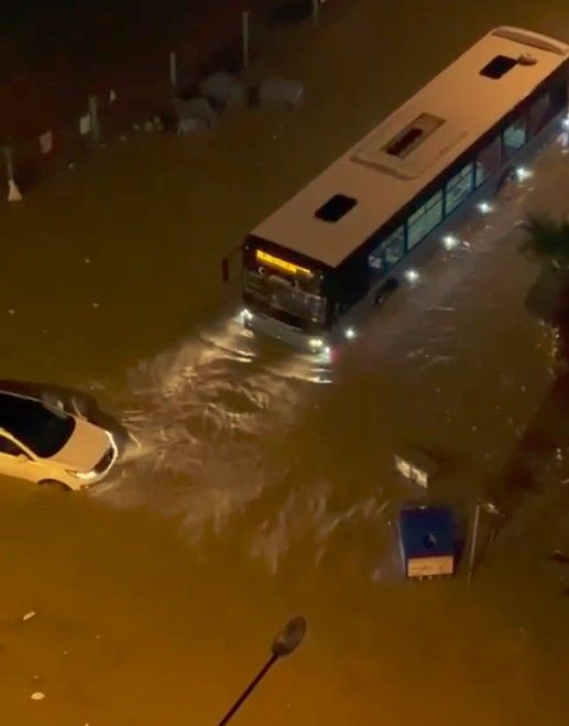 Sağanak bastırdı hayat felç oldu! 3