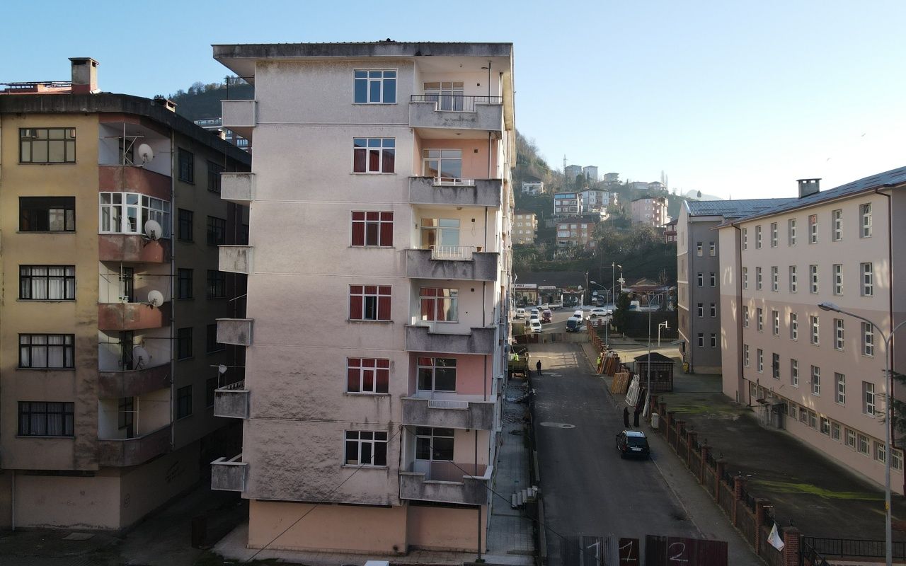 Rize'nin 'Pisa Kuleleri' boşaltılıyor 4