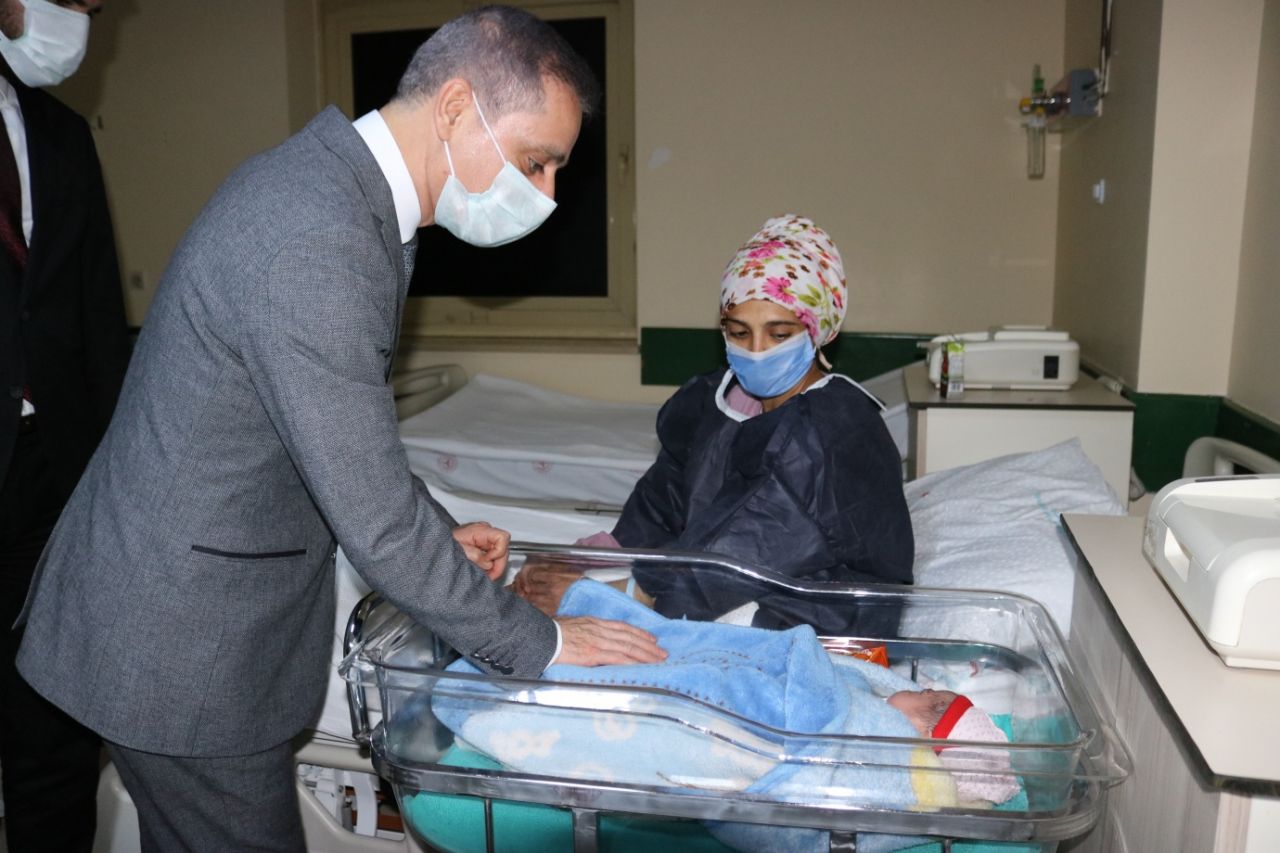 Civan Ali, Ecmel Mina, Kayra, Yağmur... 14
