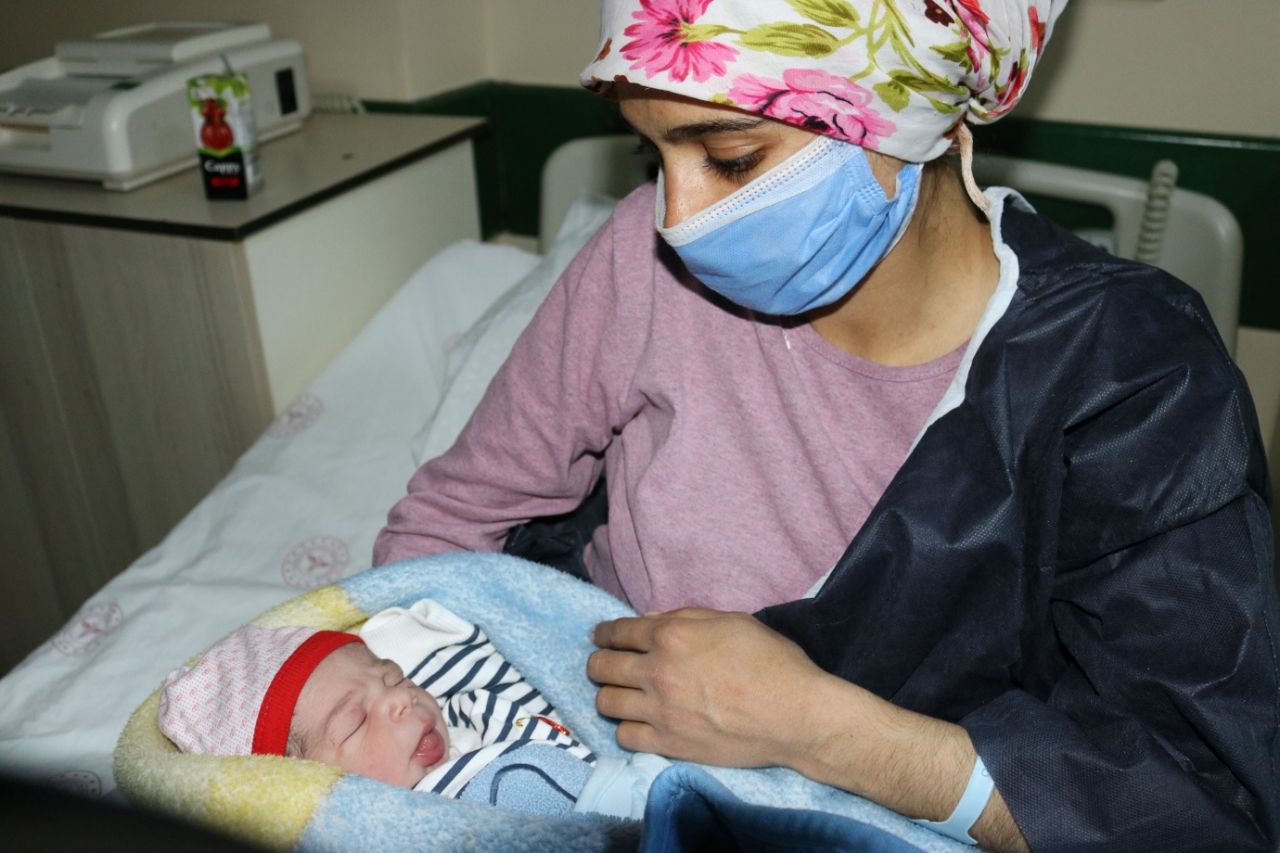 Civan Ali, Ecmel Mina, Kayra, Yağmur... 17