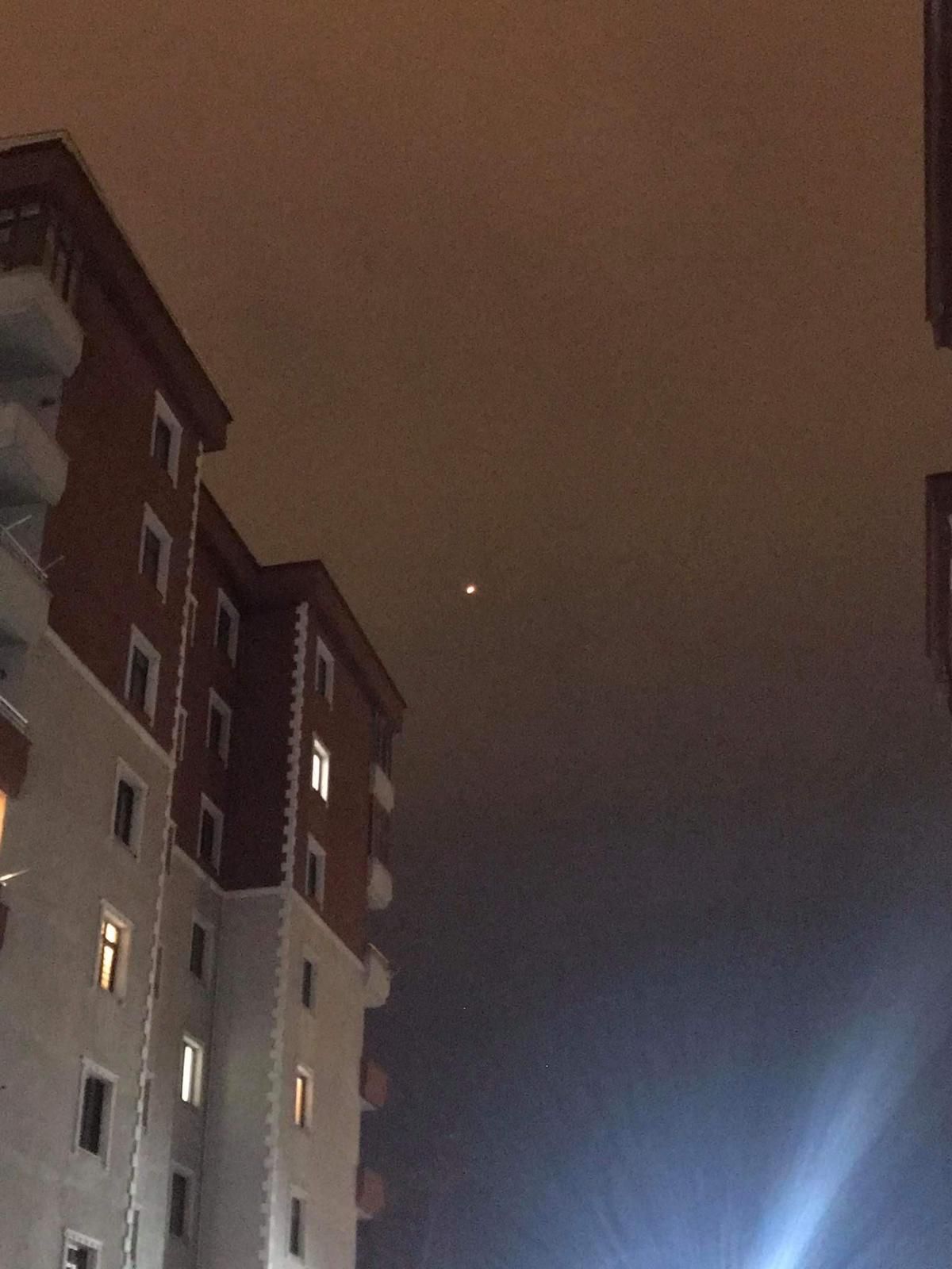İstanbul'un üzerinden 2 UFO geçti 11