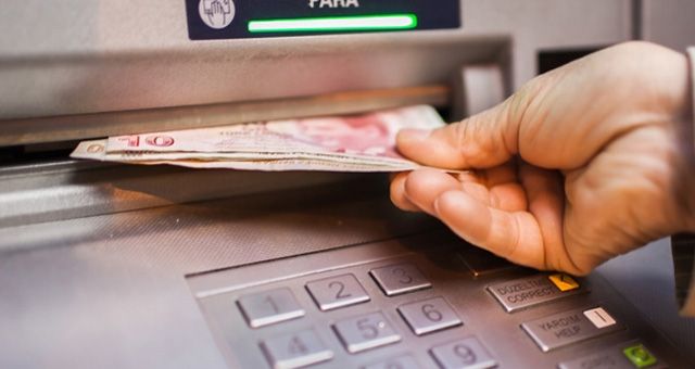 SGK ile 3 banka arasında imzalar atıldı! 14