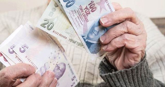 SGK ile 3 banka arasında imzalar atıldı! 2