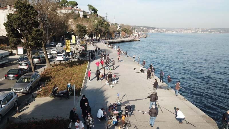 İstanbul'da caddeler sahiller doldu taştı! 5