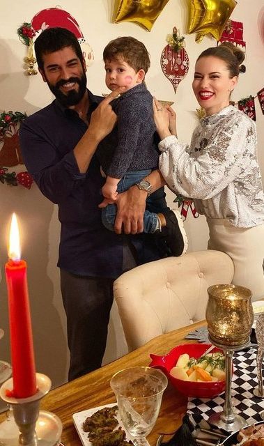 Fahriye Evcen-Burak Özçivit çifti: Yorumlara bakmıyoruz... 4