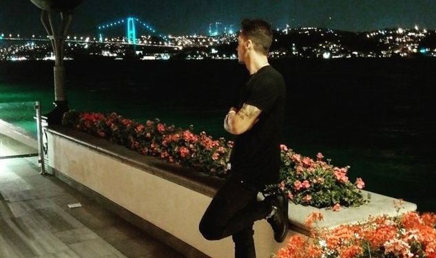 Mesut Özil ile Fenerbahçe, transfer konusunda 3.5 yıllık anlaşmaya vardı! 3