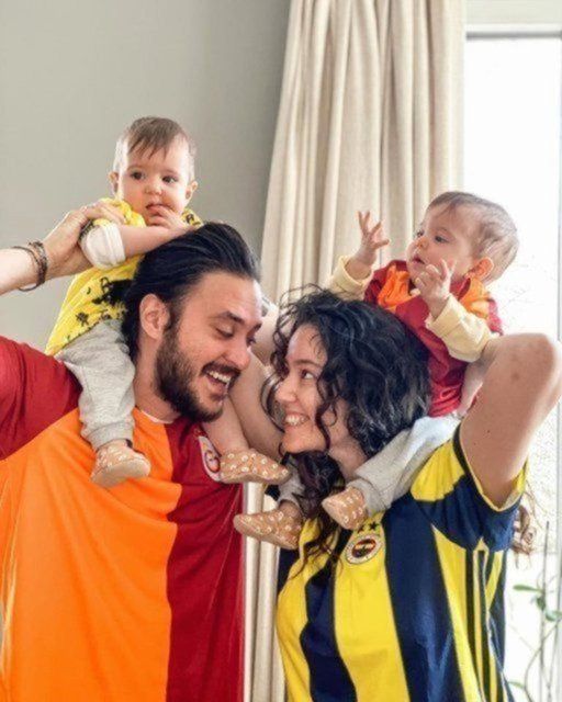 Pelin Akil: Sarı kafalarım benim... 9