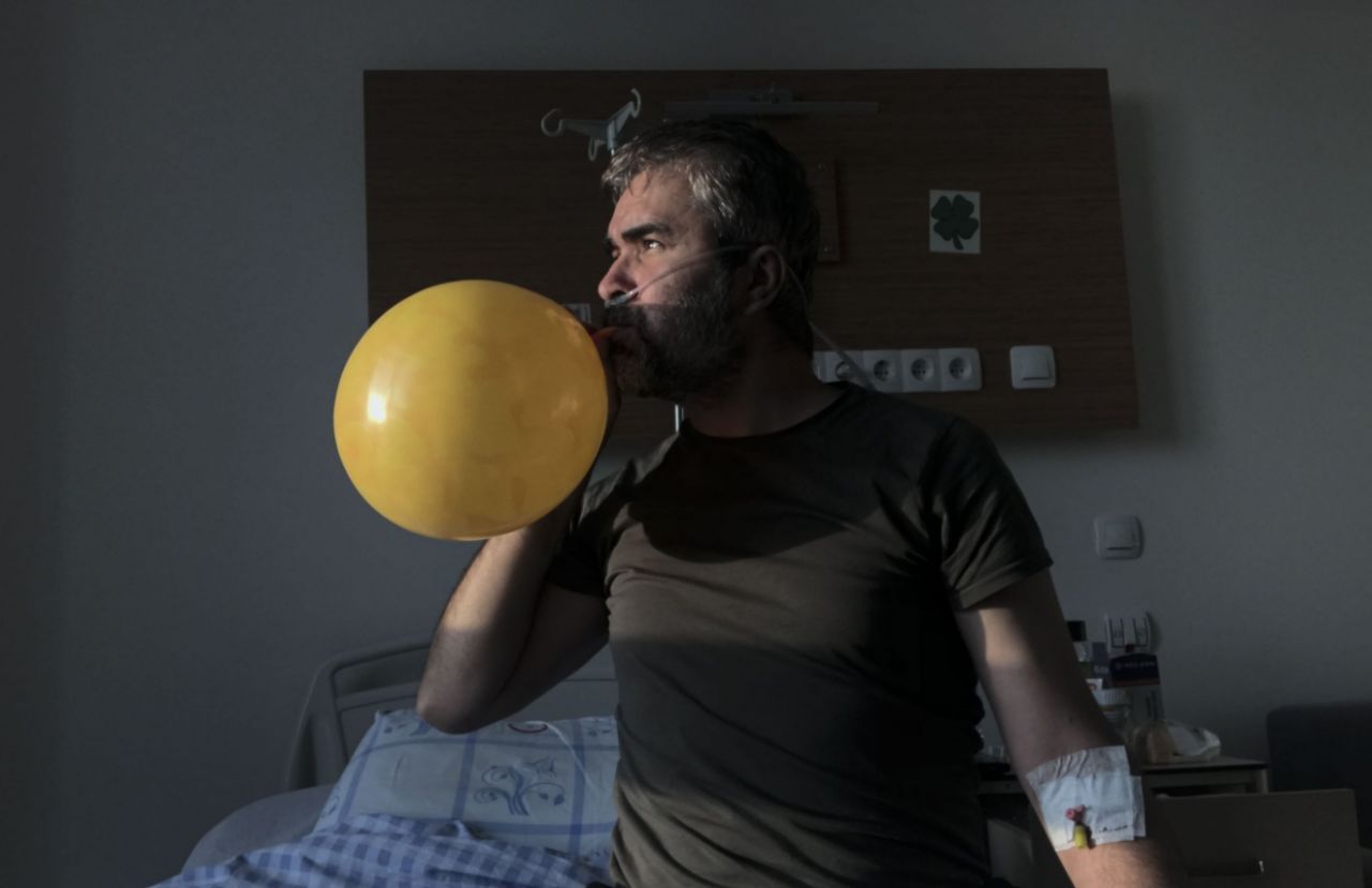 26 günlük Kovid işkencesini fotoğraflarla anlattı 17