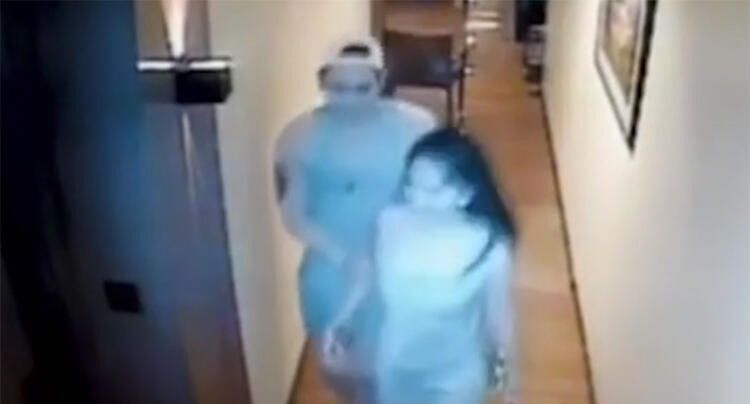 Genç hostes otelin küvetinde çırılçıplak halde ölü bulundu! 14