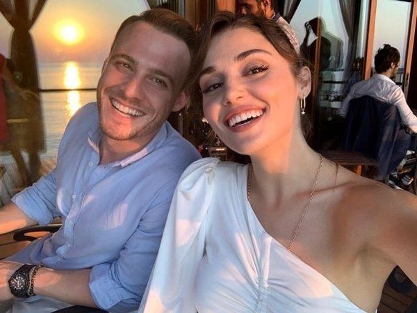 Hande Erçel araba pozlarını paylaştı! Kerem Bürsin o haberleri ti'ye aldı... 7