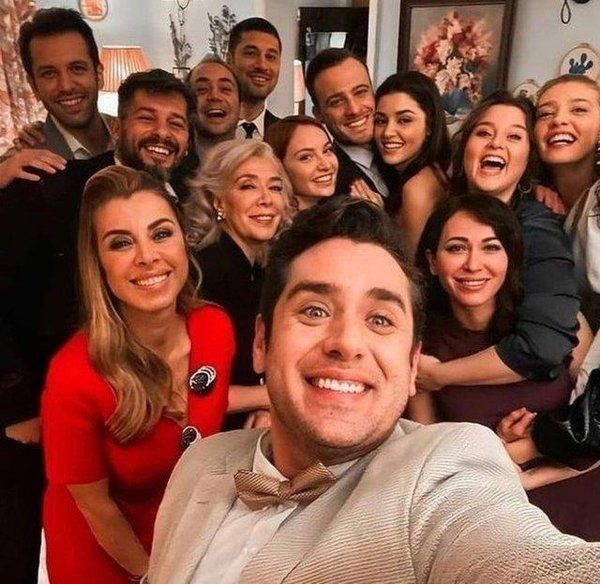 Hande Erçel araba pozlarını paylaştı! Kerem Bürsin o haberleri ti'ye aldı... 8