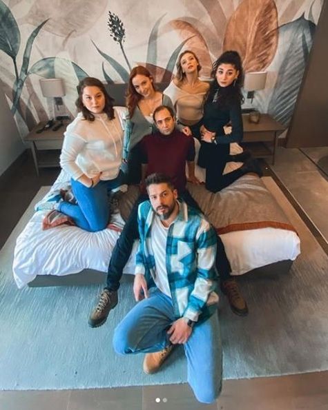 Hande Erçel araba pozlarını paylaştı! Kerem Bürsin o haberleri ti'ye aldı... 11