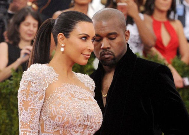 Kim Kardashian'dan cesur pozlar! 8