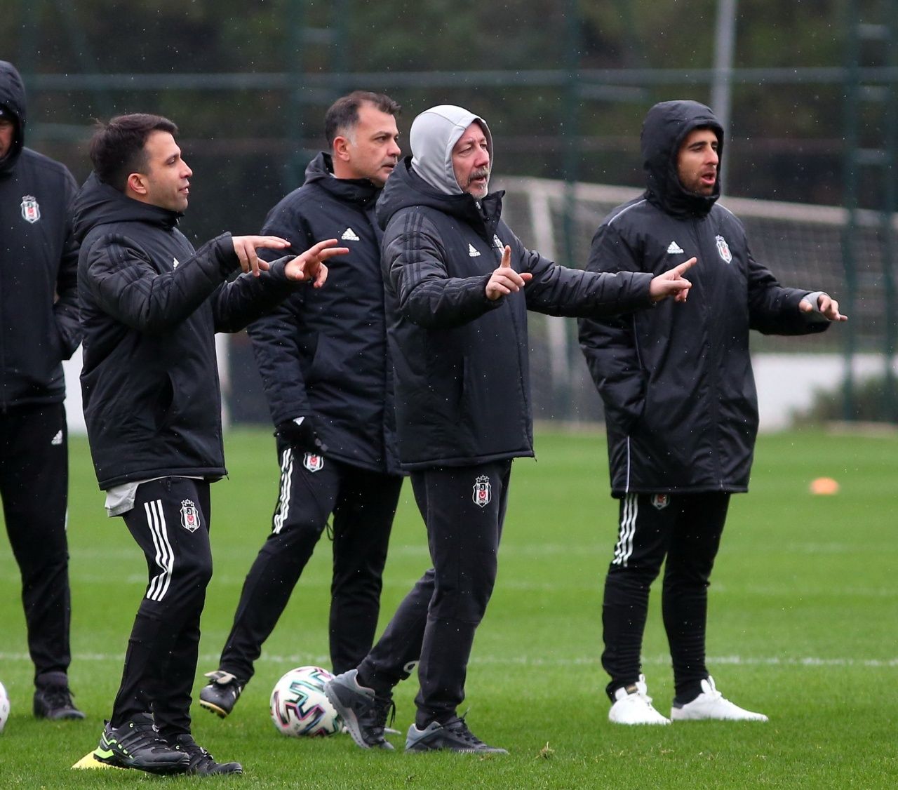 Beşiktaş'ı oyalayan Mario Mandzukic, Milan'la görüşüyor 8