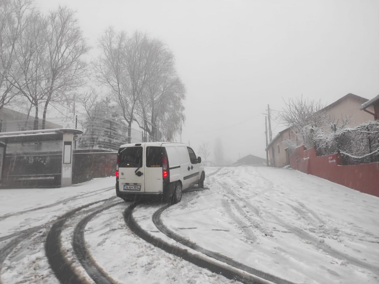 İstanbul'da yoğun kar yağışı başladı 9