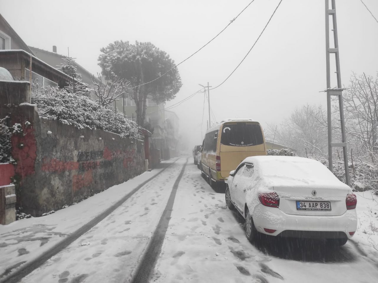 İstanbul'da yoğun kar yağışı başladı 11