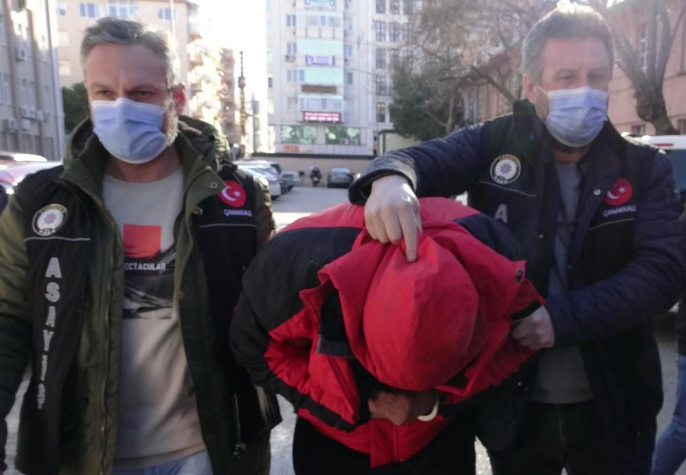 Çanakkale’de bir çocuk ve 4 kadını elle taciz eden zanlı adliyeye sevk edildi! 3