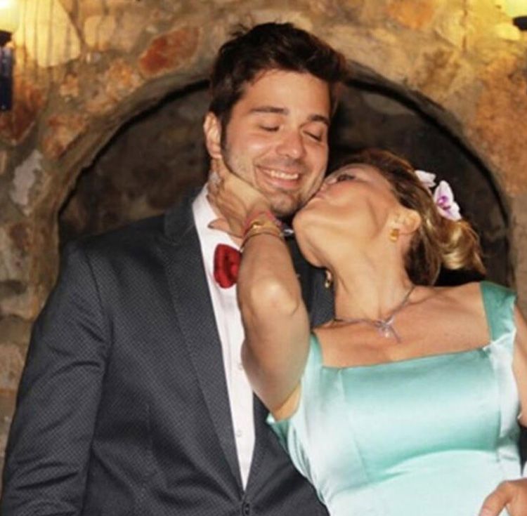 Seray Sever eşi Eray Sünbül'den bahsederken ağladı... 6