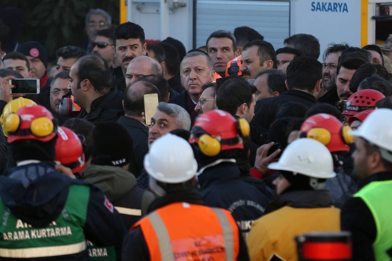 Elazığ'ın bir yıl öncesi bir yıl sonrası 4