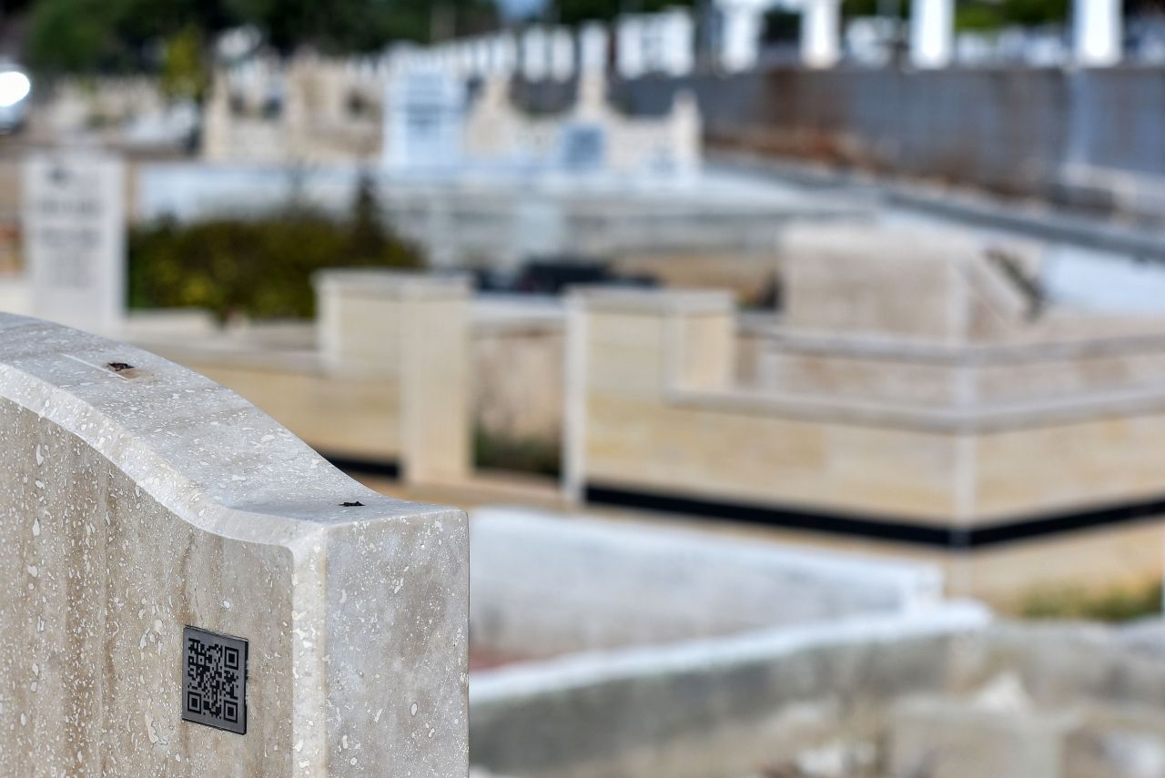Mezar taşlarında karekod dönemi 3