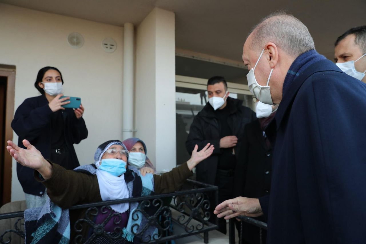 'Hasta kızımıza meyve soyup yedirdi' 4