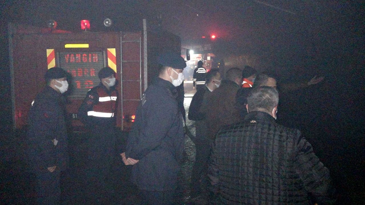 Trabzon’da orman yangını! Alevlere müdahale ediliyor 4