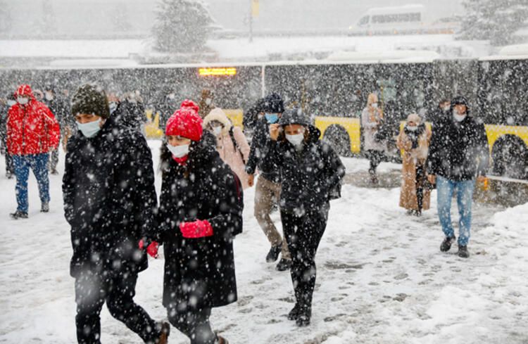 İstanbul'a doğru geliyor 12