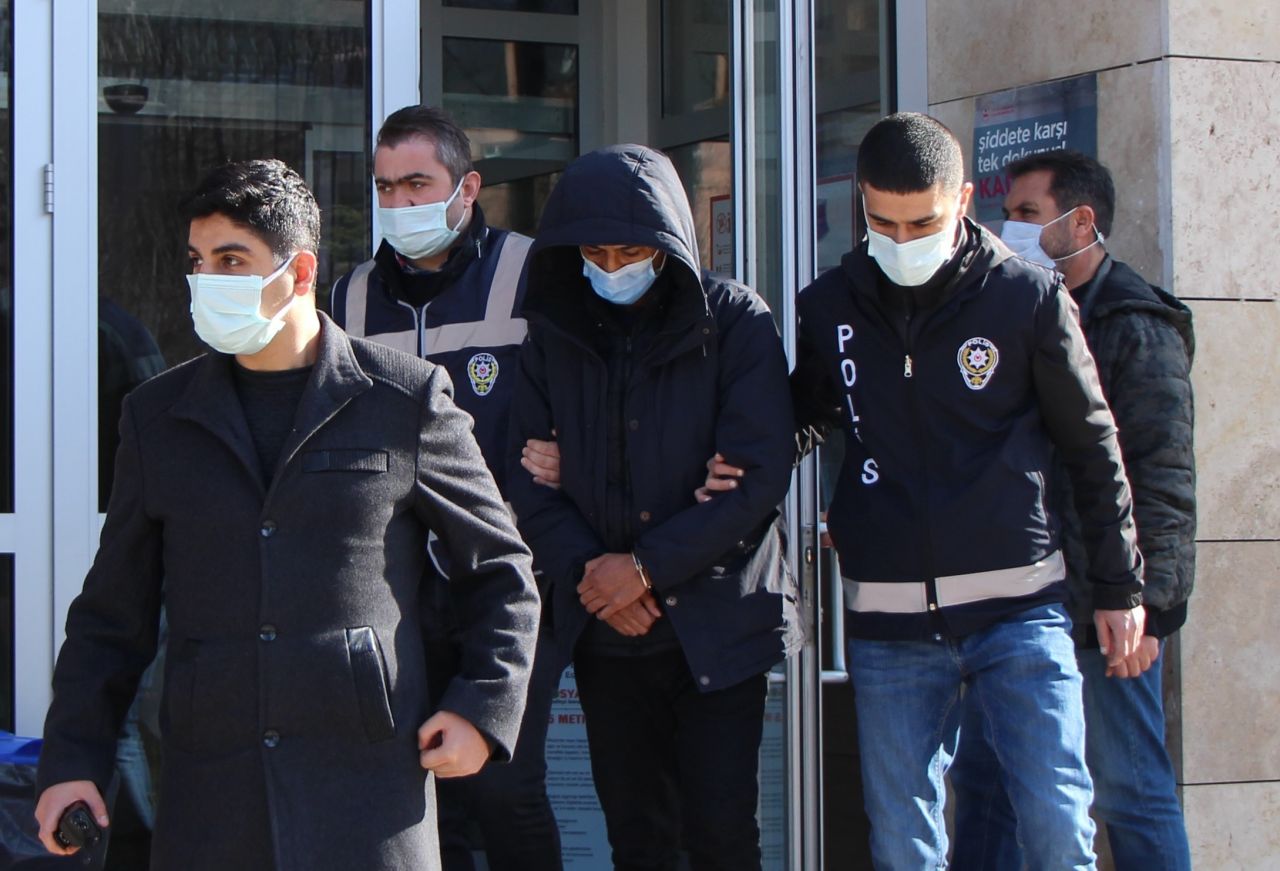 10 milyon TL'lik vurgun yaptı 4