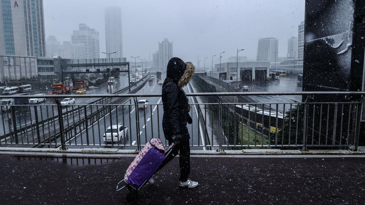 İstanbul ve Ankara'ya kar geri geliyor! 19