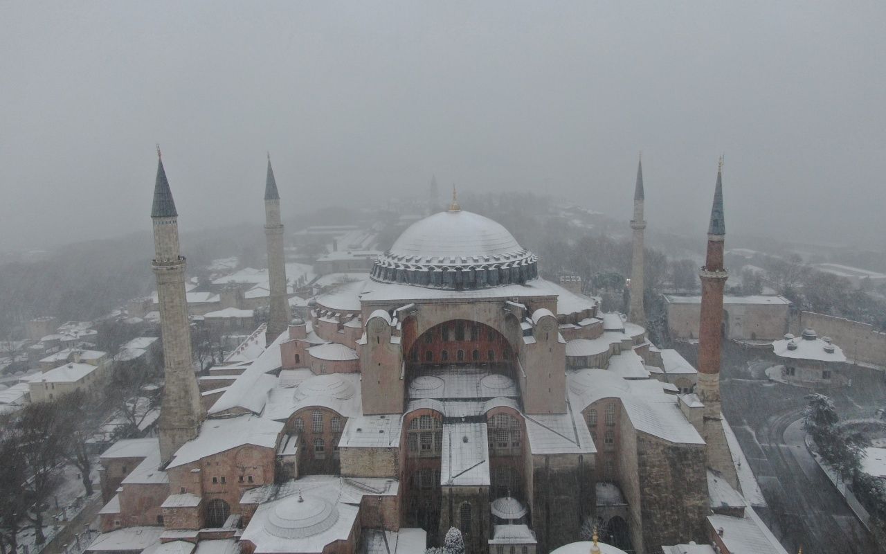 İstanbul beyaz gelinliğini yeniden giydi 7