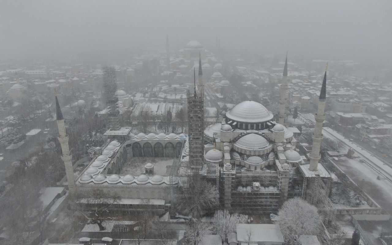 İstanbul beyaz gelinliğini yeniden giydi 5
