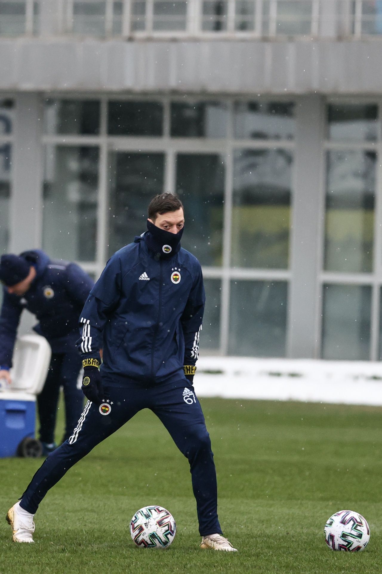 Mesut Özil ilk 11'e yerleşiyor 1
