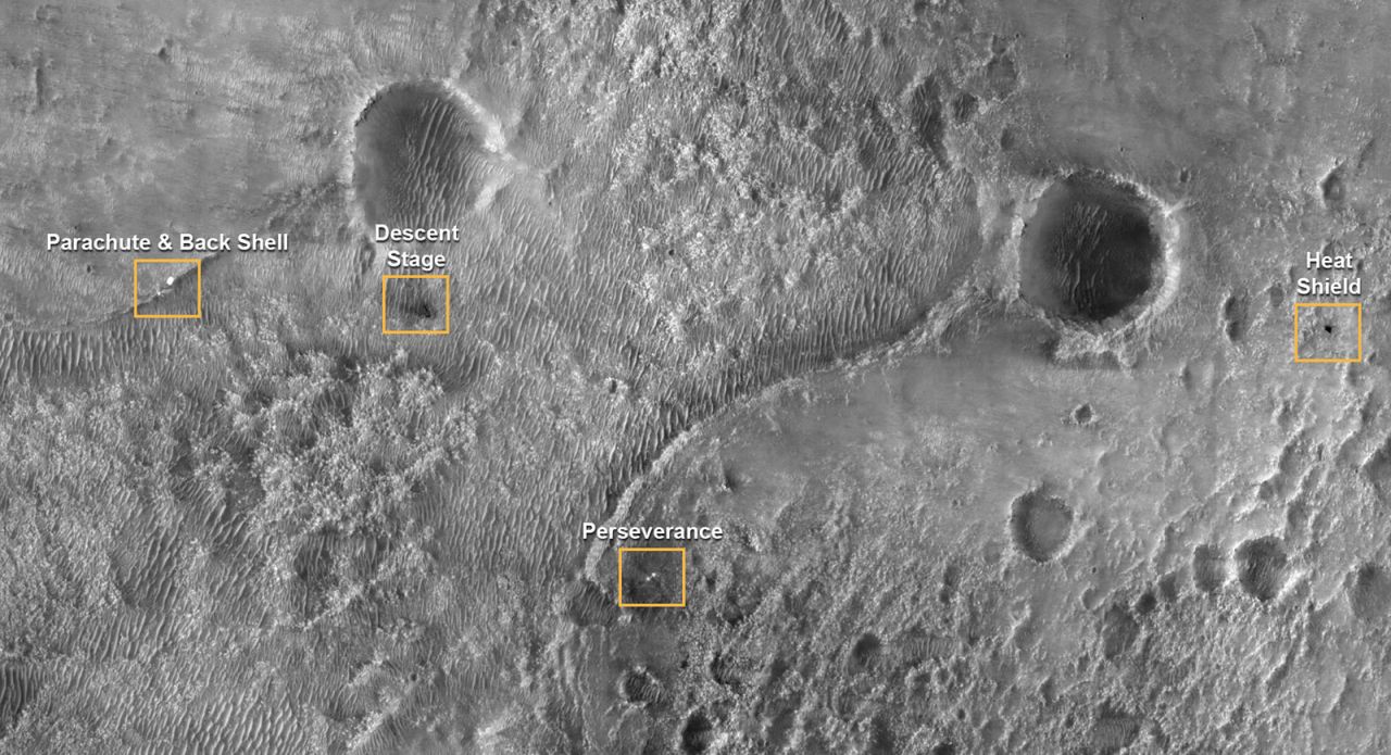 NASA Mars'a iniş görüntülerini paylaştı 6