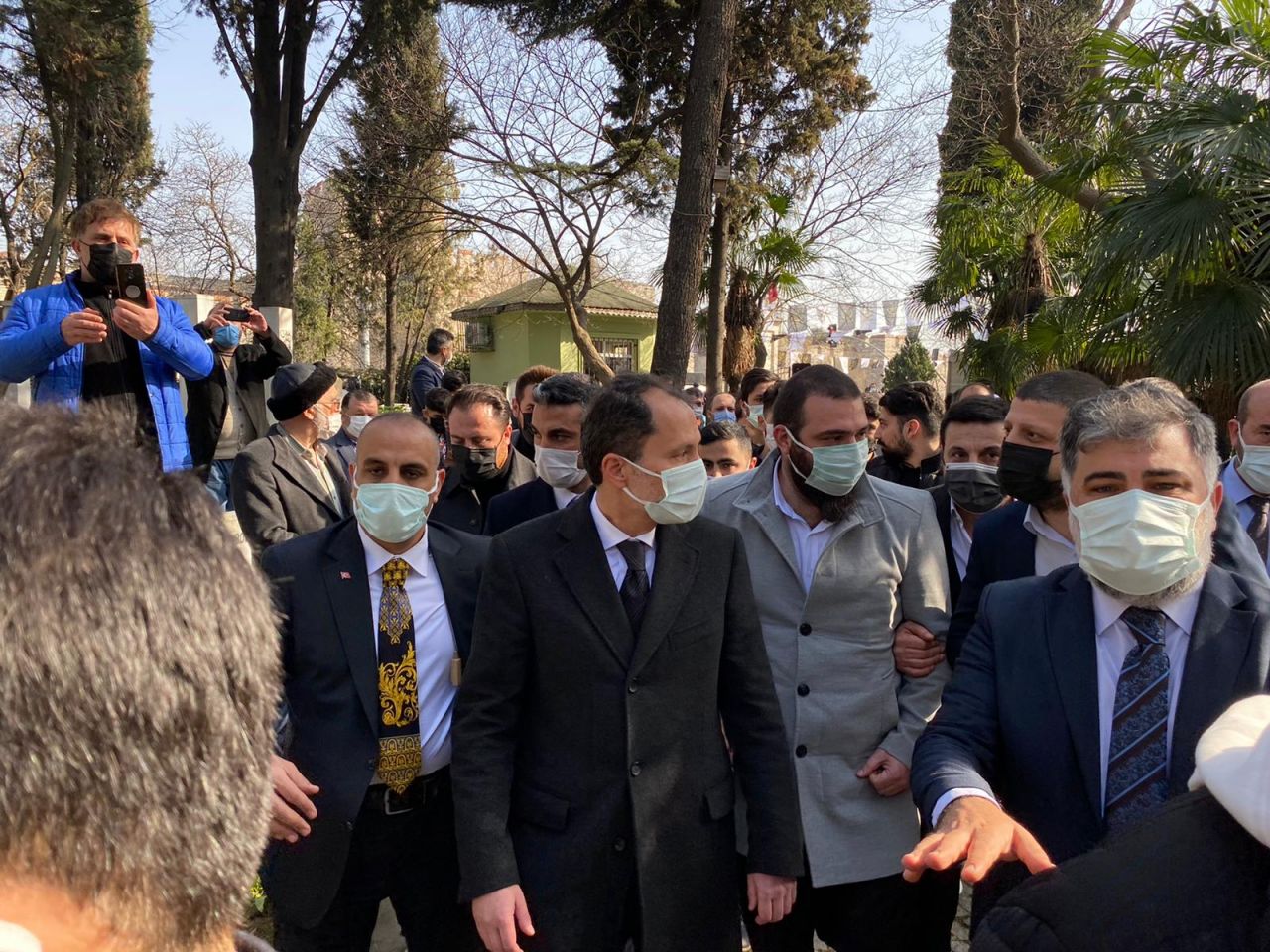 Fatih Erbakan'dan babası Necmettin Erbakan'ın kabrine ziyaret 11