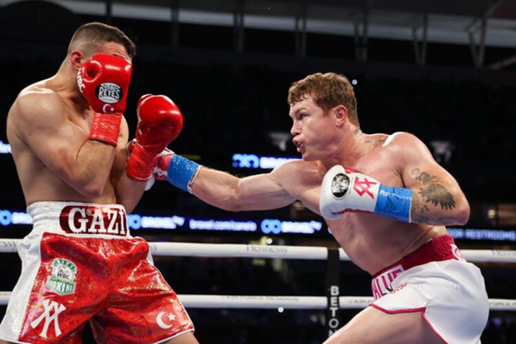 Tarihi maçta Avni Yıldırım, Canelo Alvarez’le karşılaştı! 2