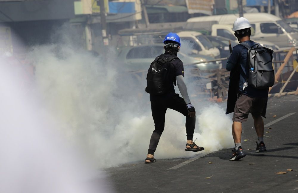 Myanmar’da en kanlı gün: 18 kişi öldürüldü 9