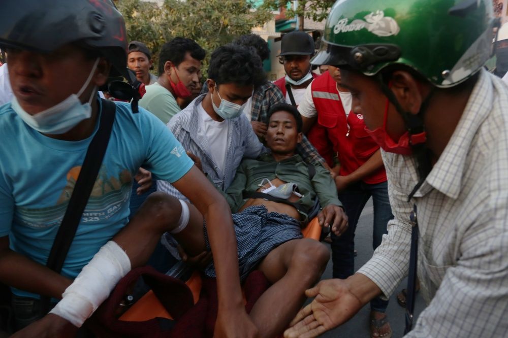 Myanmar’da en kanlı gün: 18 kişi öldürüldü 5