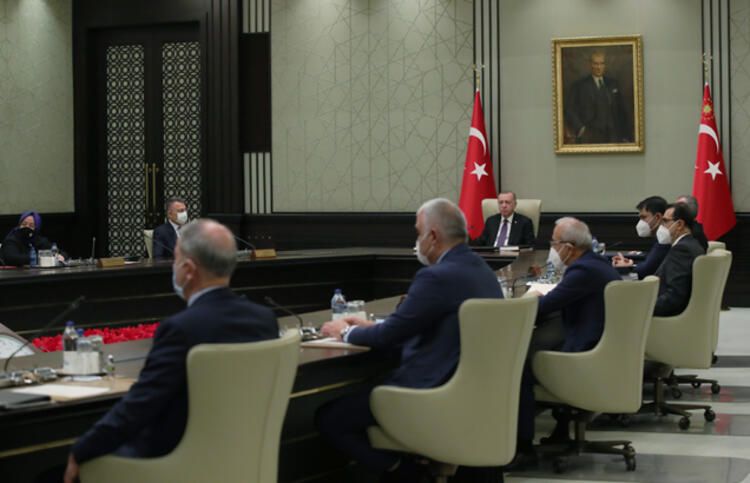 Hafta sonu kısıtlamaları o illerde kalkıyor! 21