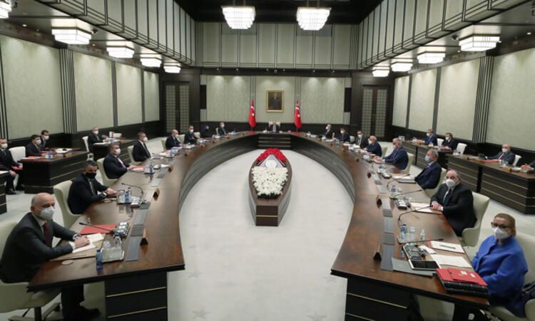 Hafta sonu kısıtlamaları o illerde kalkıyor! 4