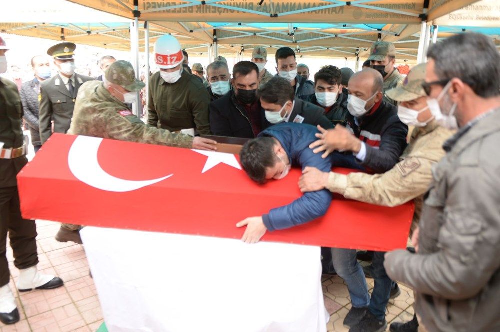 Bitlis şehitlerine veda 11