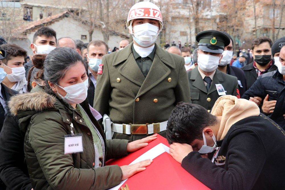 Bitlis şehitlerine veda 15