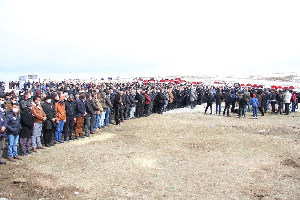 Bitlis şehitlerine veda 5