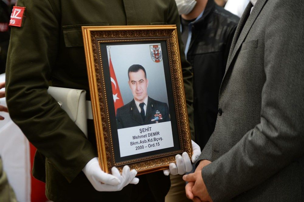 Bitlis şehitlerine veda 8