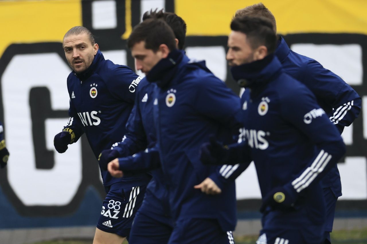 Caner Erkin'e bir şans daha verildi 6
