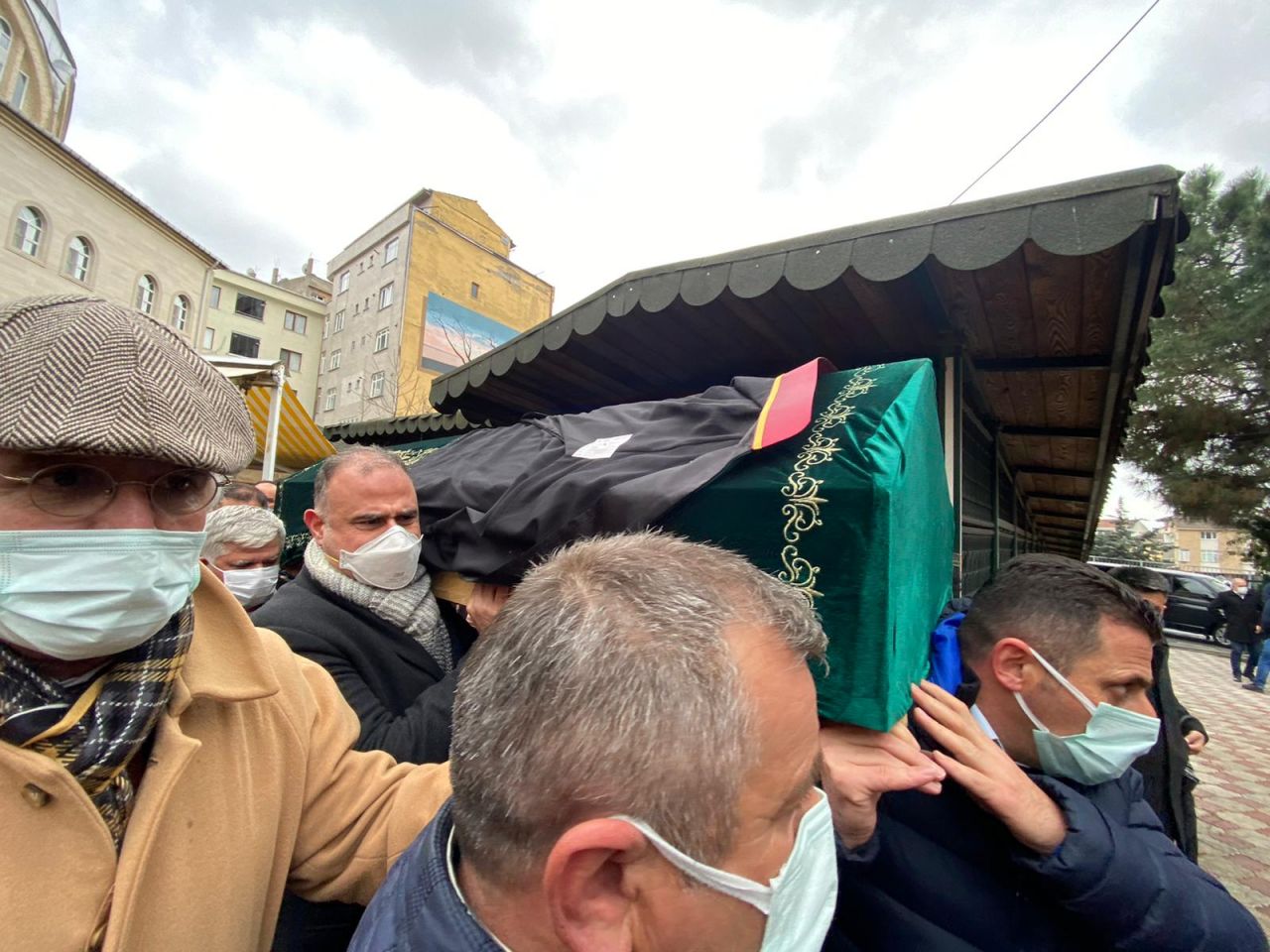 Talihsiz avukat için cenaze töreni 11