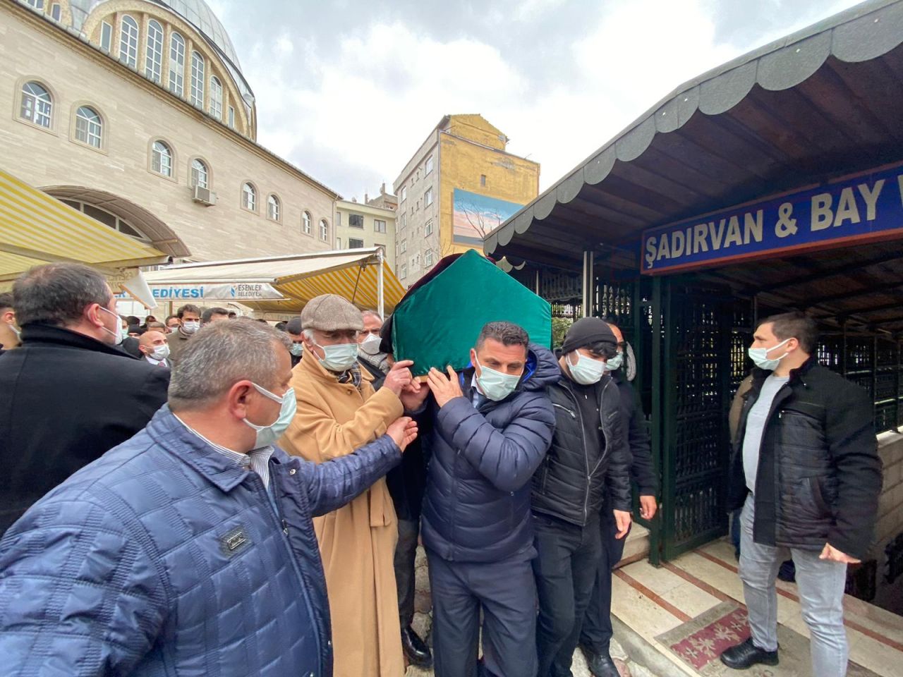 Talihsiz avukat için cenaze töreni 9