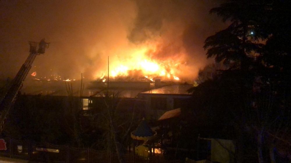 Kahramanmaraş'ta askeri gazino ve orduevinde yangın 8