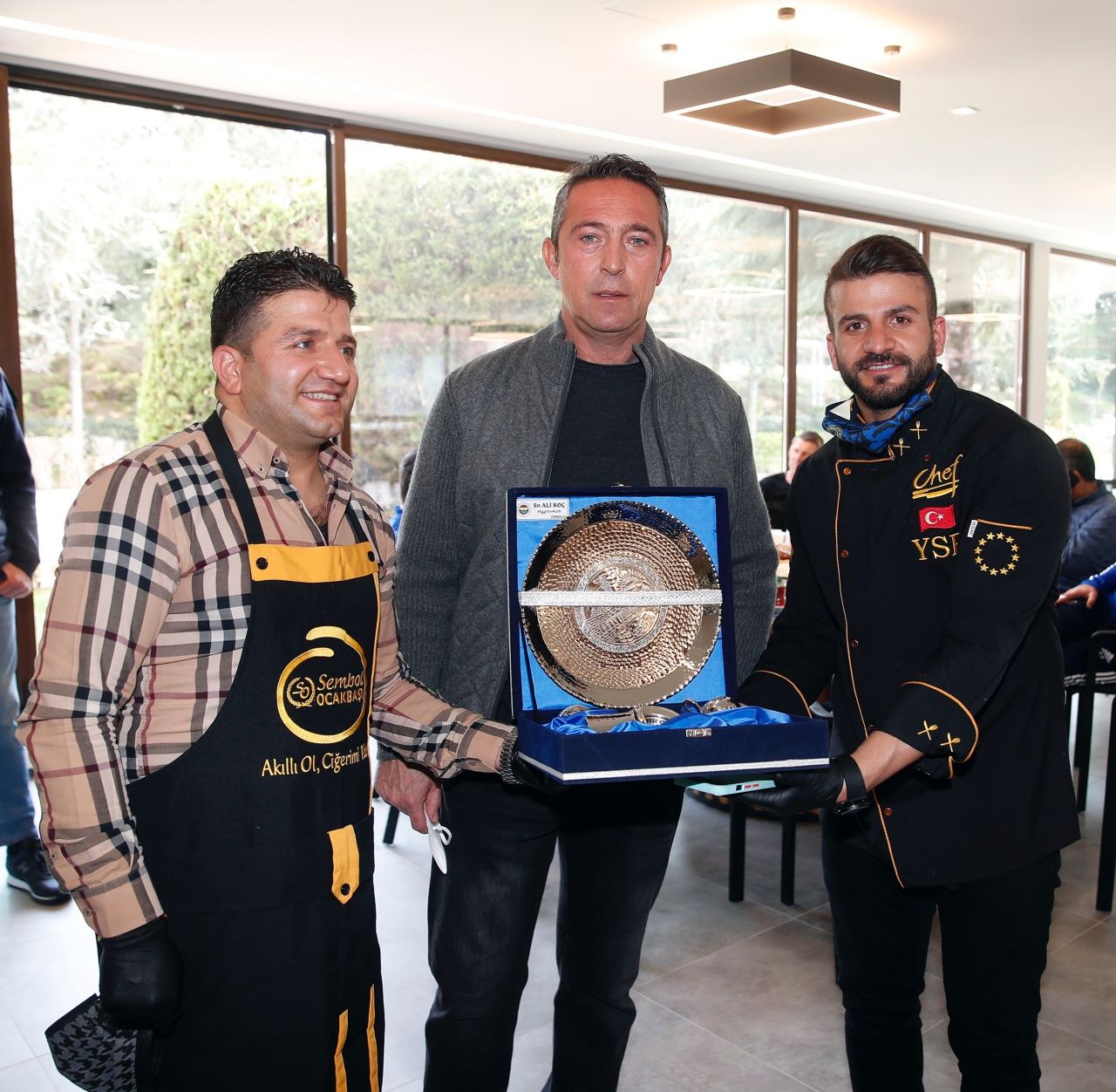Fenerbahçe yönetiminden takıma barbekü partisi 7