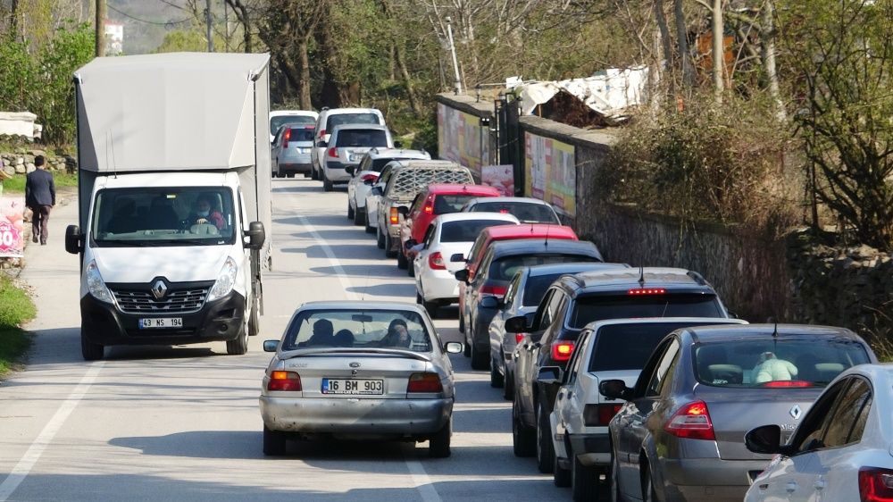 Bursa'da ramazan öncesi 5 kilometrelik su kuyruğu 2